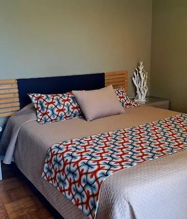 Lindo Vale House *