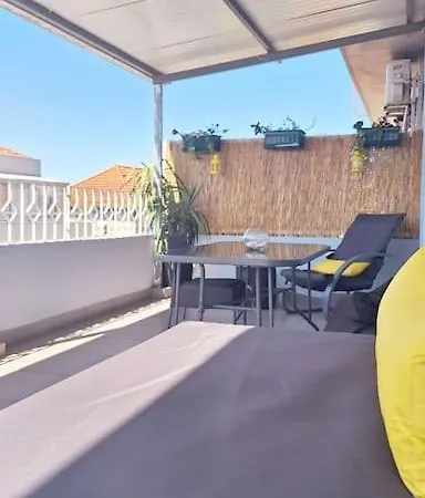 Lindo Vale House 公寓